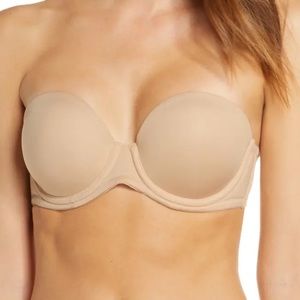 WACOAL Red Carpet Convertible Strapless Bra